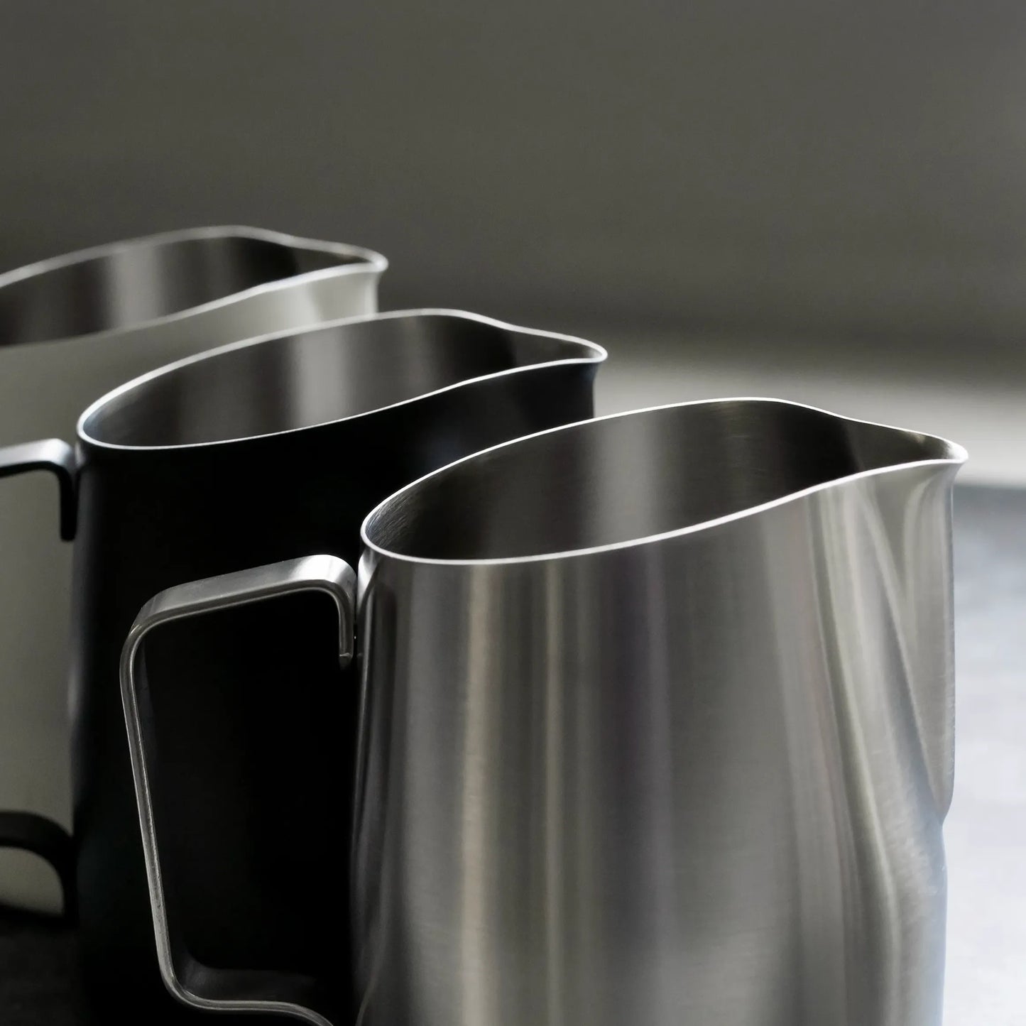#09 Wide Spout Pitcher