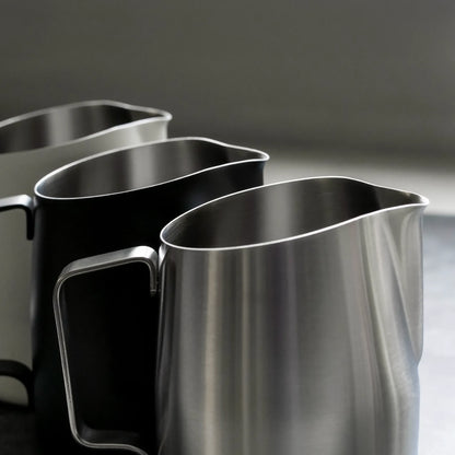 #09 Wide Spout Pitcher