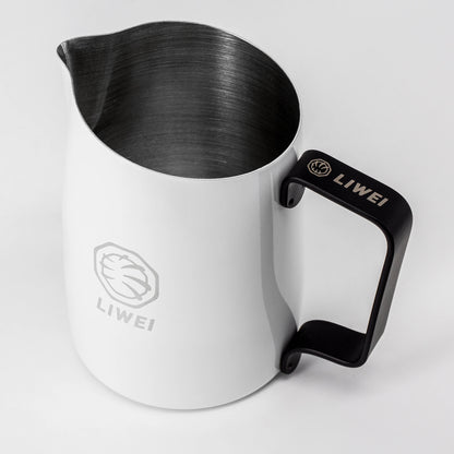 #06 Krug mit rundem Ausguss – LIWEI