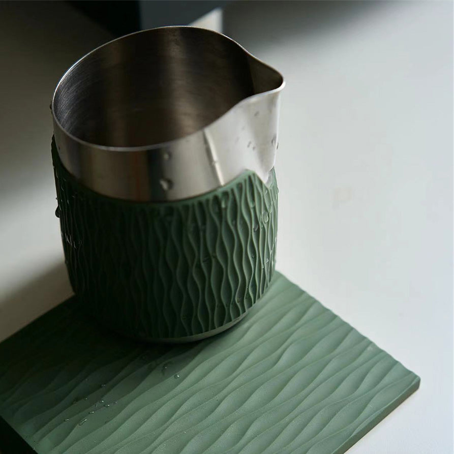 #06 Round Spout Pitcher - Handleless