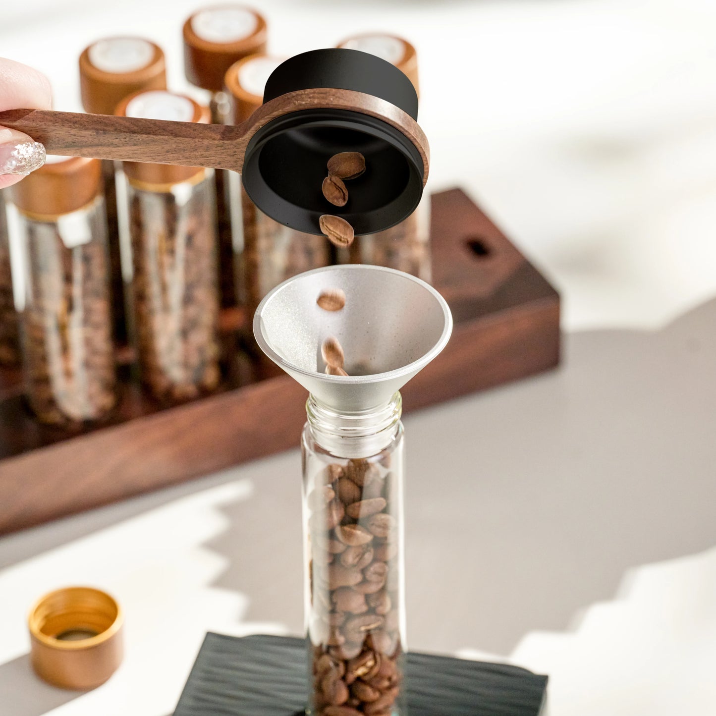 Kaffeebohnen-Aufbewahrungsrohr