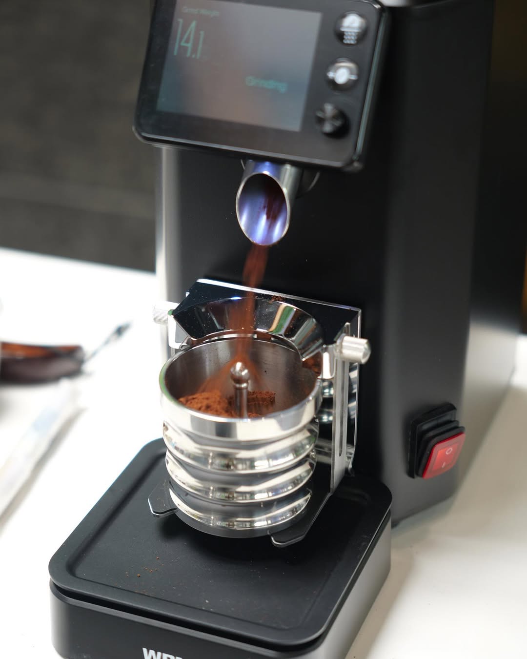 ZD-19SG Grind-by-Weight Grinder